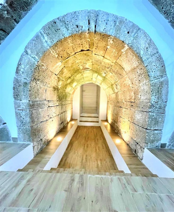 Villa Nunzia con piscina, sauna e idromassaggio. Floridia Esterno foto